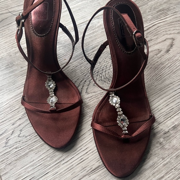 Nina Shoes - Elegant Brown Strappy Heels